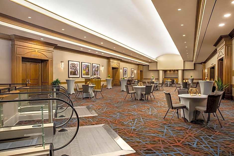 Hyatt Regency Birmingham - The Wynfrey Hotel
