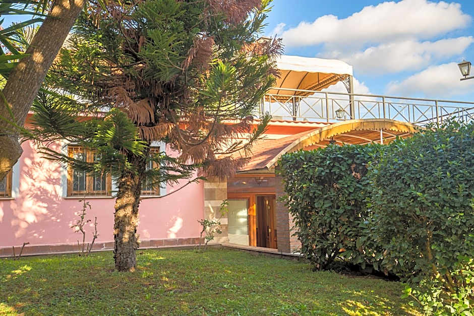 Hotel Arco Di Travertino