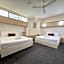 Tiki Hotel Apartments Surfers Paradise