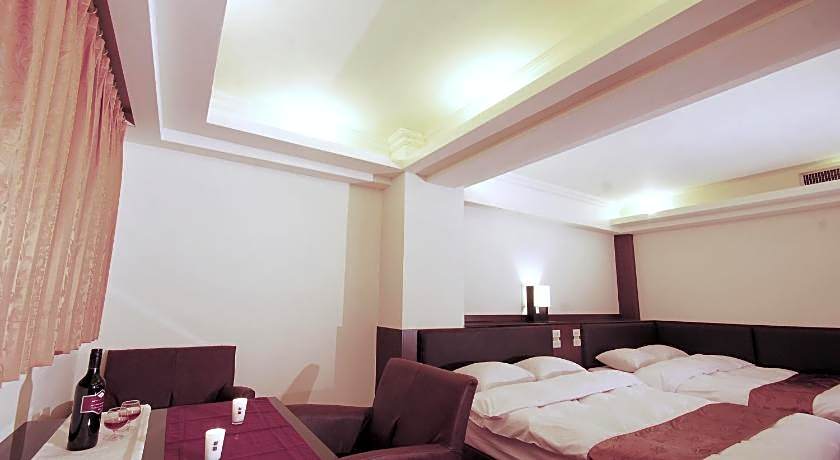 The Enterpriser Hotel