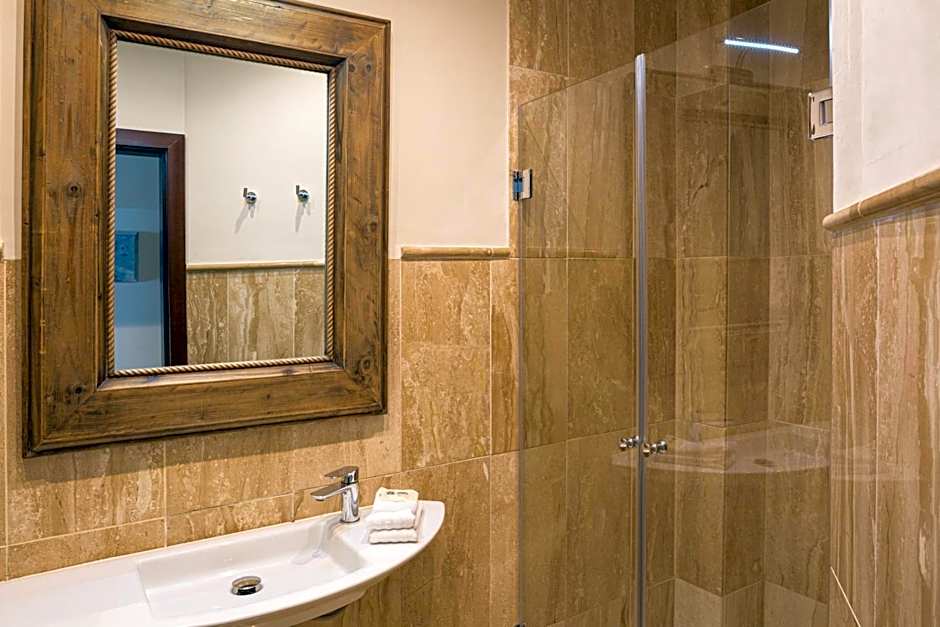 Puerta Catedral Apartments