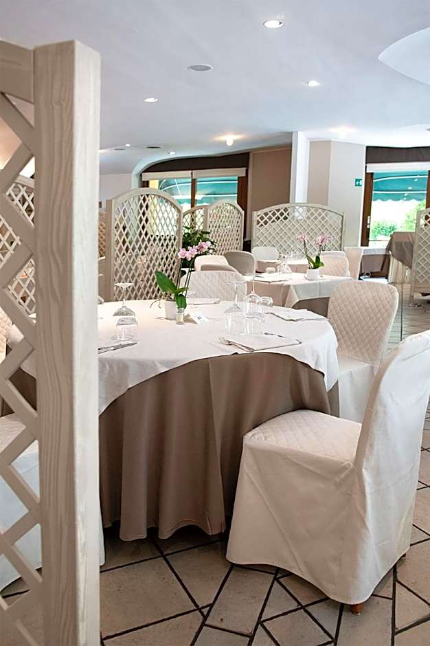 Hotel Ristorante Vecchia Riva