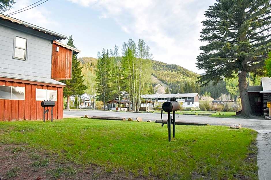 Alpine Lodge Red River