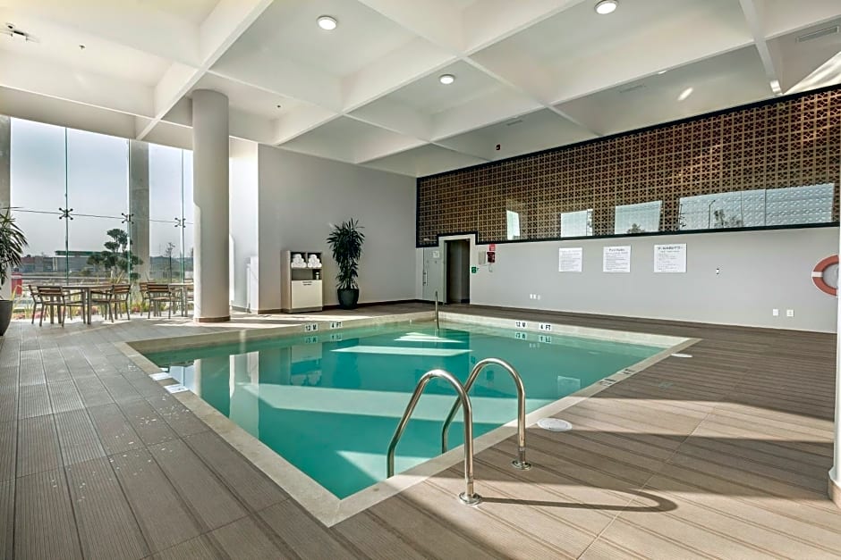 Holiday Inn & Suites - Aguascalientes, an IHG hotel