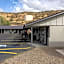 Oregon Trail Inn and Suites