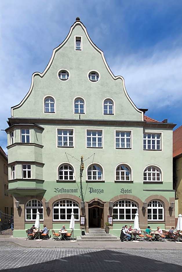 Hotel PIAZZA
