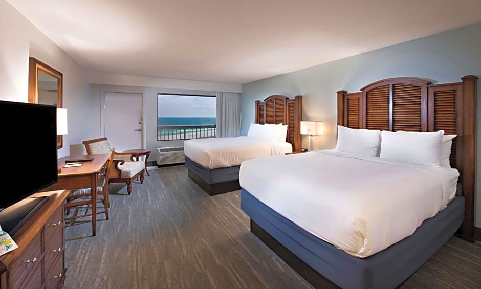 The Island House Hotel a DoubleTree by Hilton