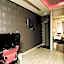 F1 Hotel