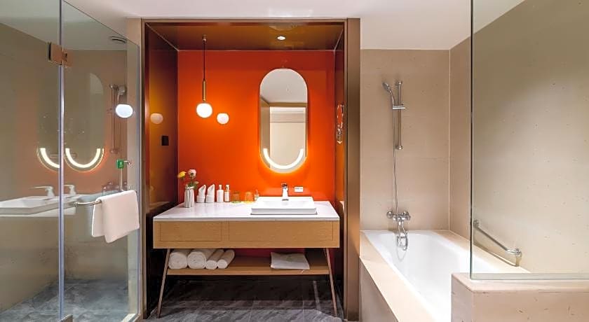 Holiday Inn Chongqing Guanyinqiao By IHG