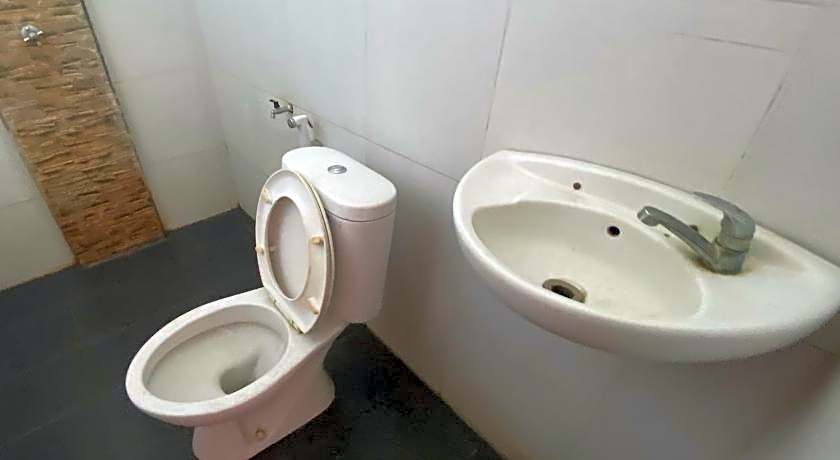 Hotel O Lembah Sriti Homestay Near Sirkuit Motor Cross Internasional 459 Lantan