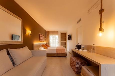 Double Room with Spa Bath