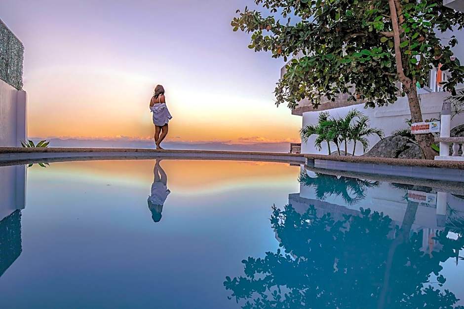 Pescadores Suites Moalboal