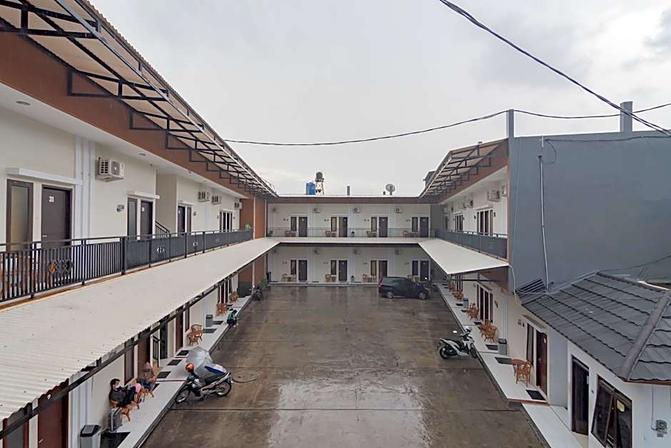 RedDoorz near Universitas Siliwangi Tasikmalaya