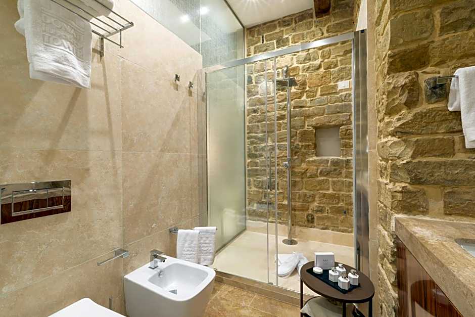 Donati Luxury Tower Suites