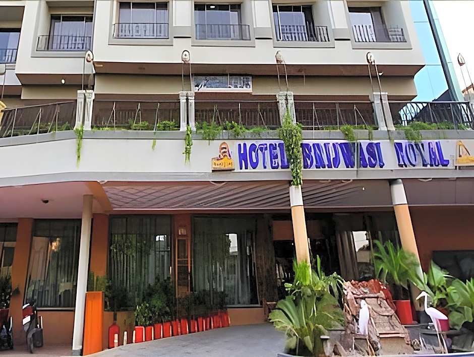 Hotel Brijwasi Royal
