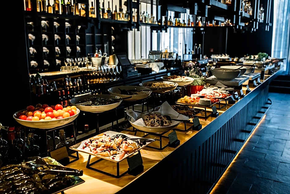 Roomers Munich, Autograph Collection by Marriott