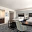 Hampton Inn & Suites Cincinnati-Downtown
