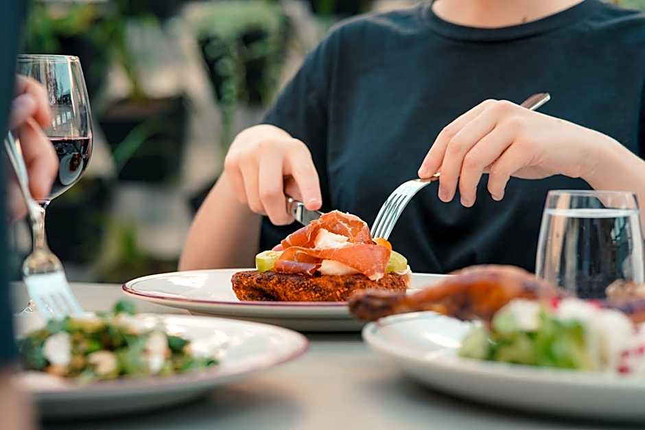 Eastern Sands City Centre