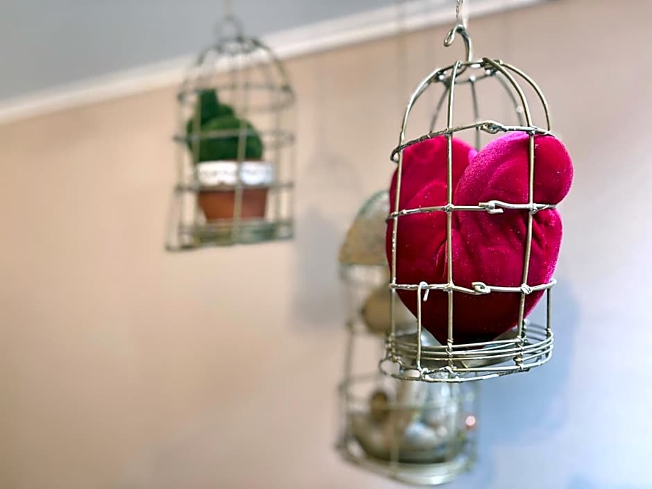 Rabbit's Loft - 2 Bedrooms, Theme Room, Free Parking