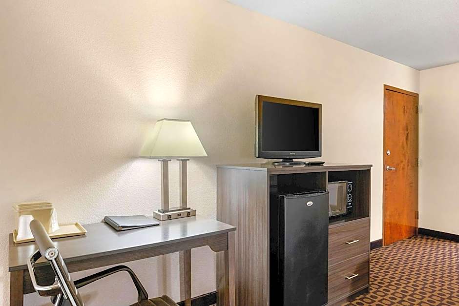 Quality Inn High Point - Archdale
