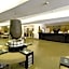 Crown Regency Suites Mactan