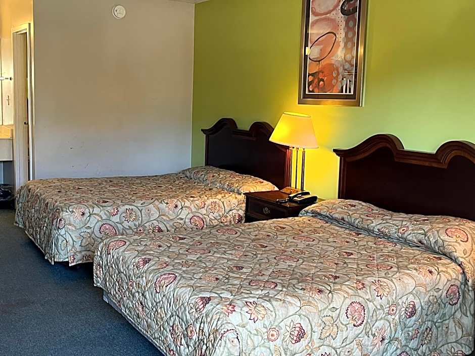 Motel 6 Bracey, VA I 85