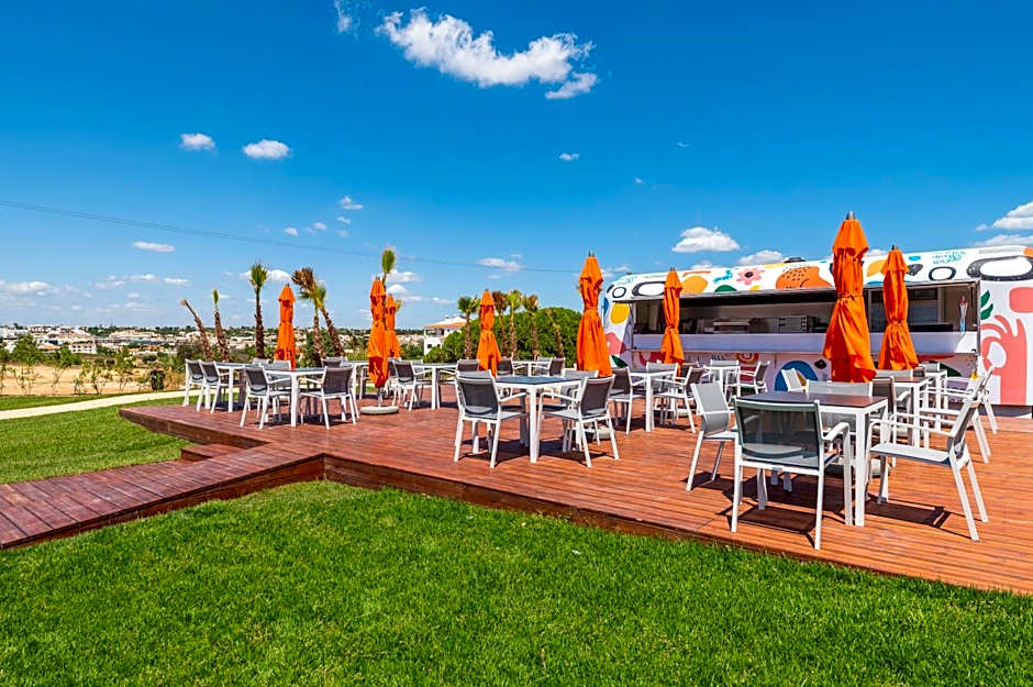 Regency Salgados Hotel and Spa