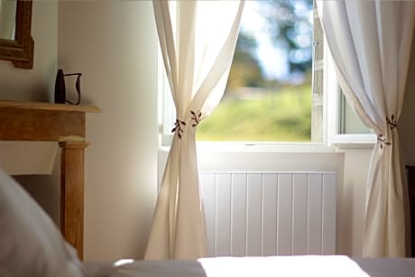 Double-Standard-Salle de bain et douche-Vue sur Montagne-Chambre n°5 Figue
