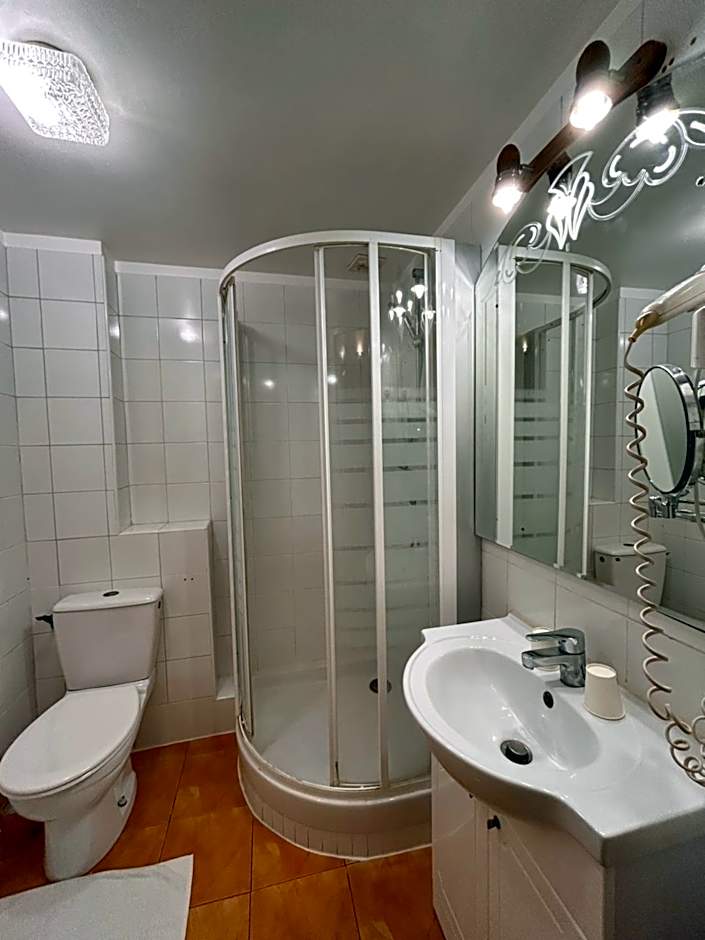 Hotel Grand Paris