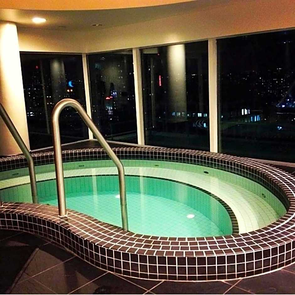 Cambridge Suites Toronto
