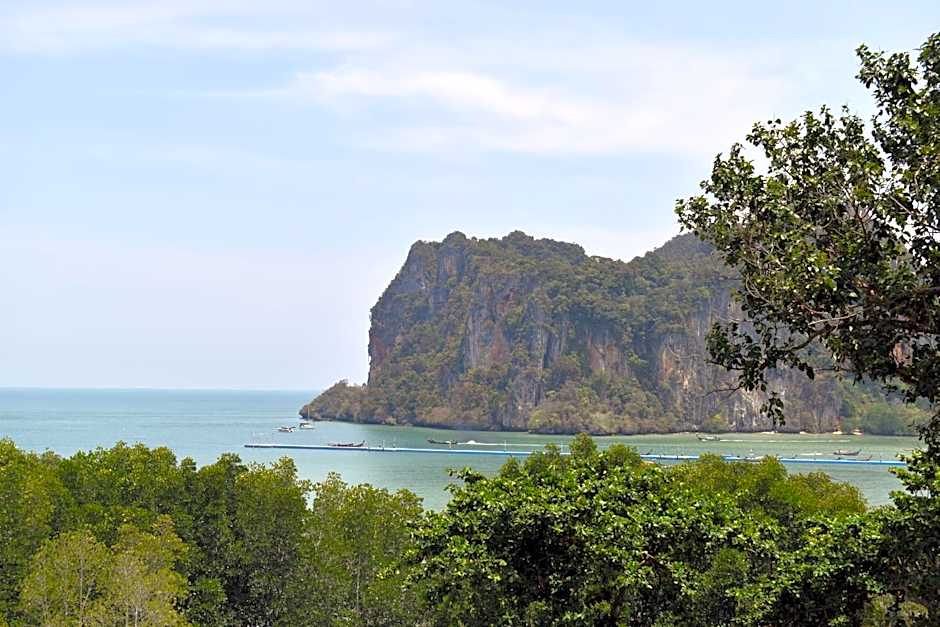 Blanco Hideout Railay - Youth Hostel 18 to 35 Only