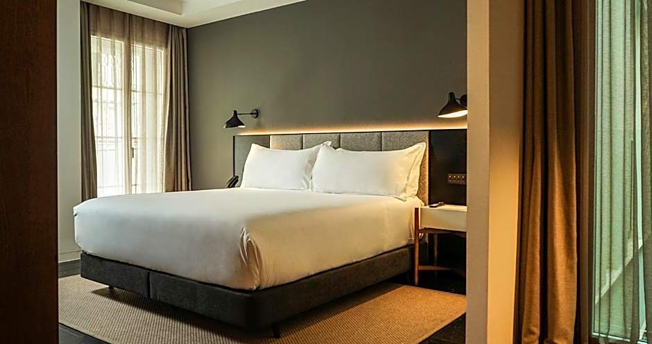 Mercer Plaza Sevilla 5 GL