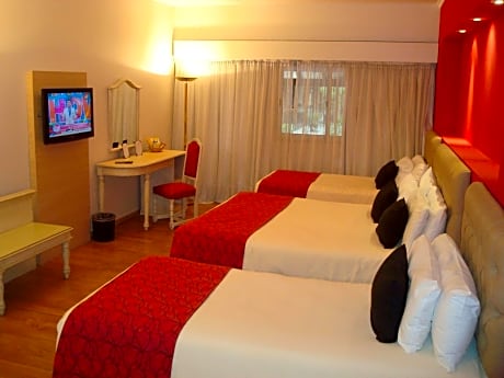 Standard Quadruple Room