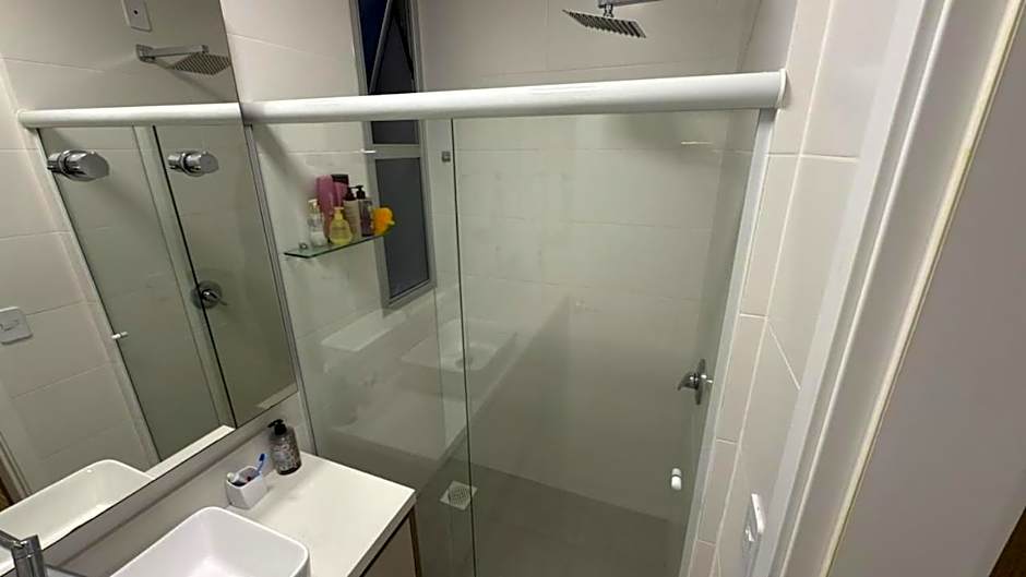 Cód 67 - Apto com 2 dorm no Arpoador Palmas