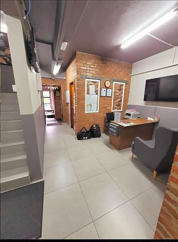 BRICKS Cameron Hostel