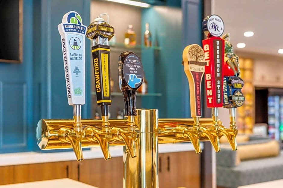 Cambria Hotel Davenport Quad Cities