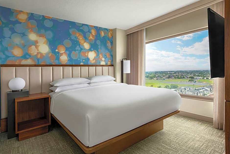 Anaheim Marriott Suites