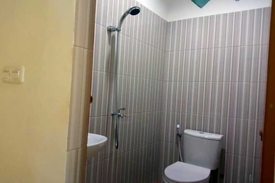 OYO 92502 Penginapan Rokan Permai Syariah