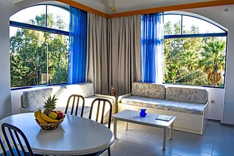 Loft with Garden View