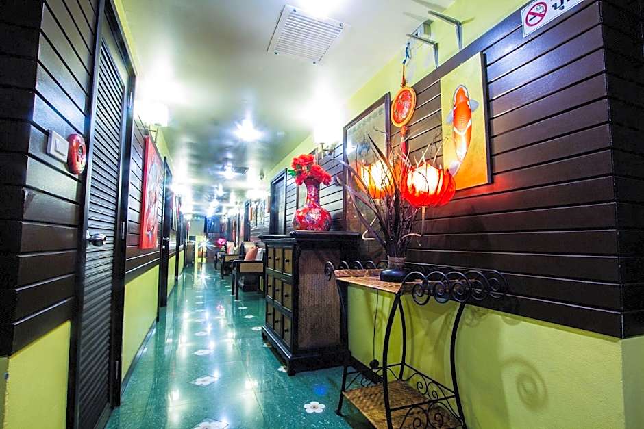 Sabai-Sabai@Sukhumvit Hotel