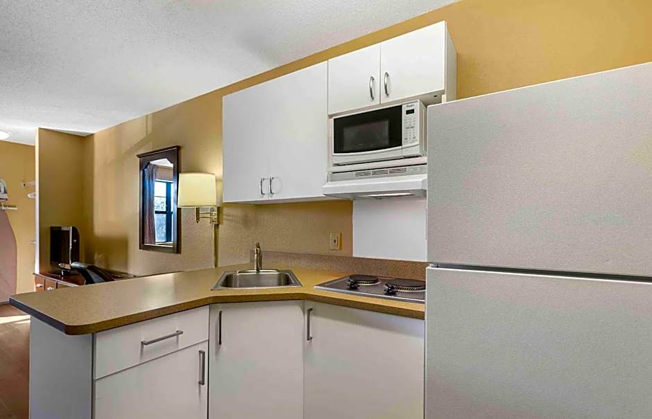 Extended Stay America Suites - St. Petersburg - Clearwater - Executive Dr.