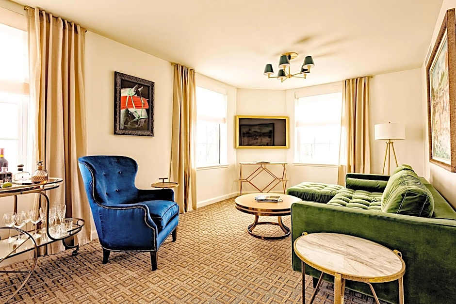 The Historic Cavalier Hotel and Beach Club, Autograph Collection