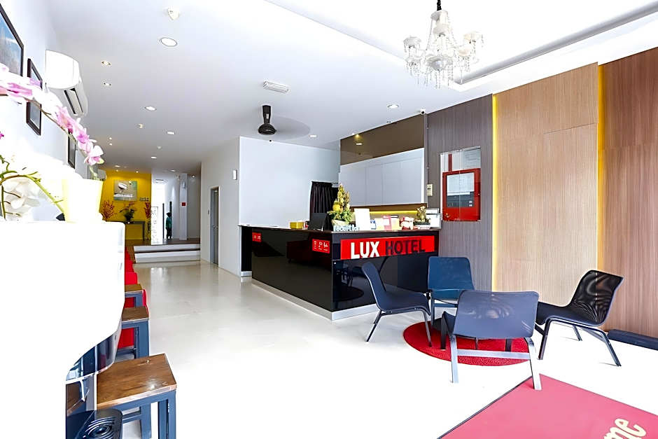 Lux Hotel