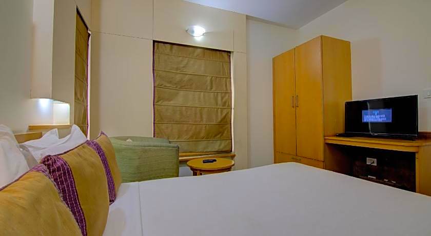 Tristar Service Apartments