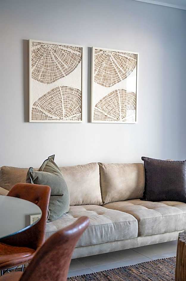 Luxury Bellagio 004 Two Bed with Inverter