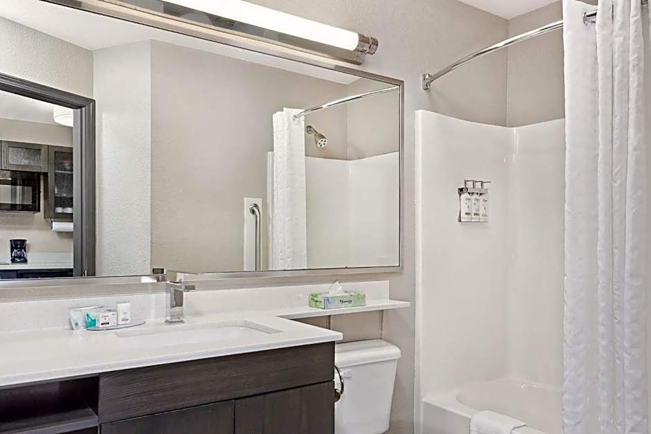 Candlewood Suites Appleton By IHG