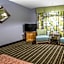 Rodeway Inn & Suites Winter Haven Chain of Lakes