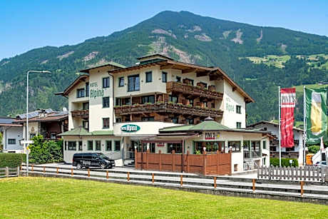 Hotel Alpina