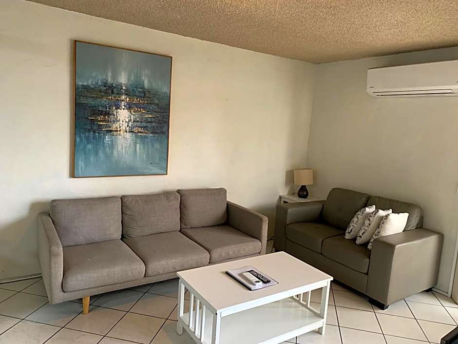 Northpoint Holiday Apartments