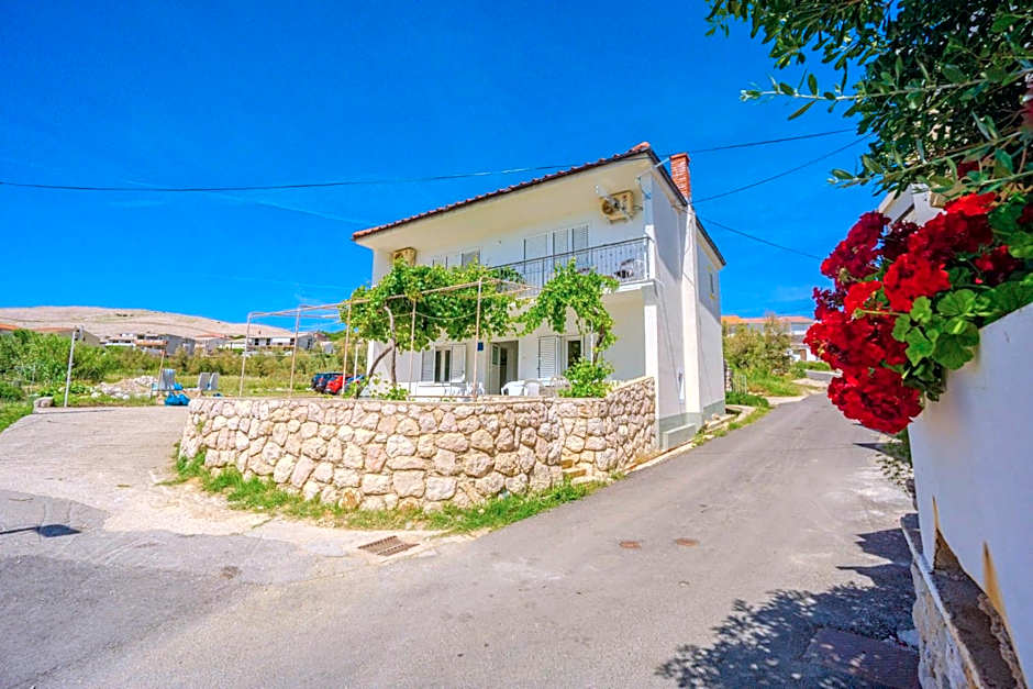House Violet with seaview